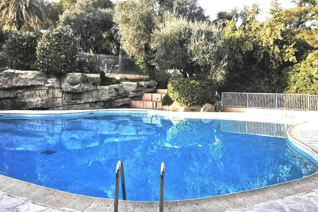 Appartement Nice Centre Vue Mer Avec Piscine Pour Famille, Couple D'Amis Pas De Groupes De Jeunes Autorises Exterior foto